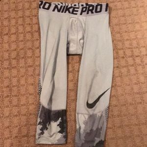 Men’s Nike Pro 3/4 length leggings